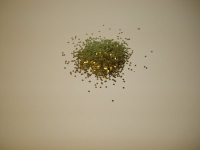 Lightgreen glitterflakes 1,5mm